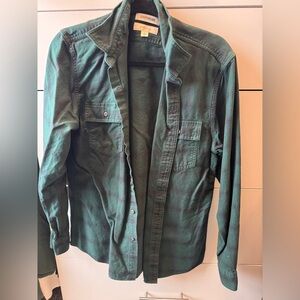 Men’s button down flannel plaid shirt